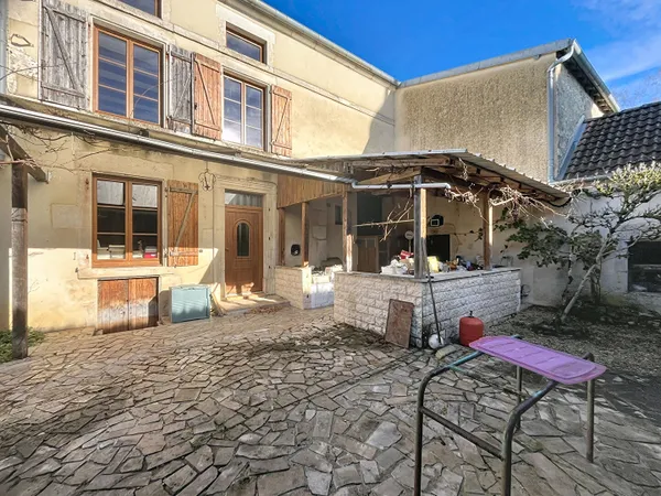 Maison 6 pièces 148 m² 