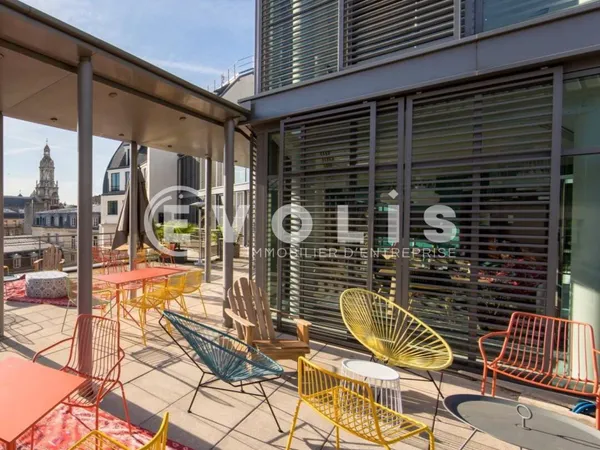Bureau 629 m² 