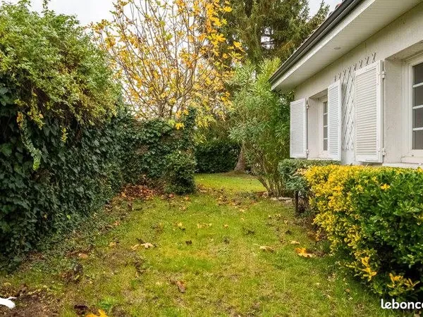 Pavillon 6 pièces 133 m² 