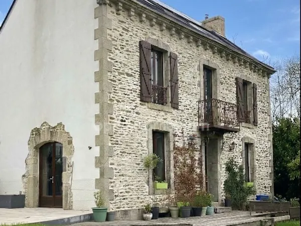 Maison 6 pièces 145 m² 