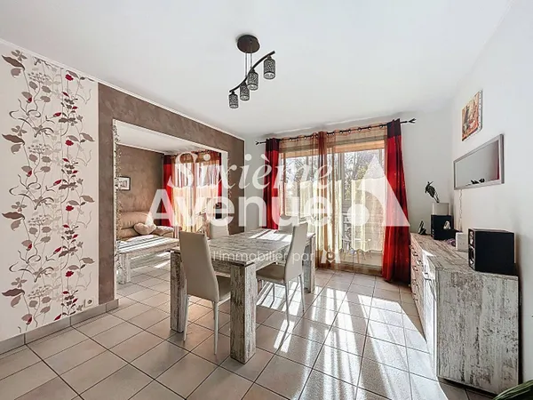 Appartement 4 pièces 79 m² 