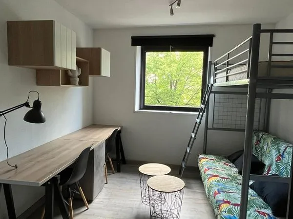 Studio meublé face FAC - Étudiant 