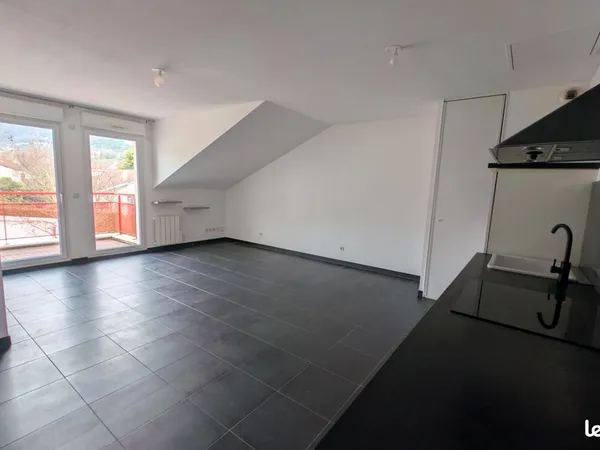 Appartement T2 avec terrasse 