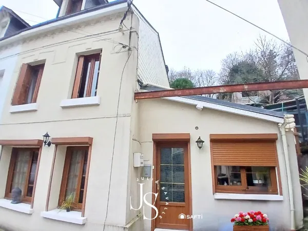 Idéal investisseur : maison 3 chambres, extérieur sans vis à vis, louée et parfaitement placée 