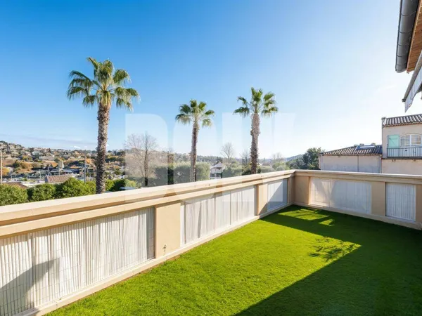 Vends appartement bourgeois 