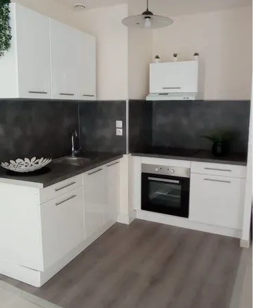 Loue T2 meublé 