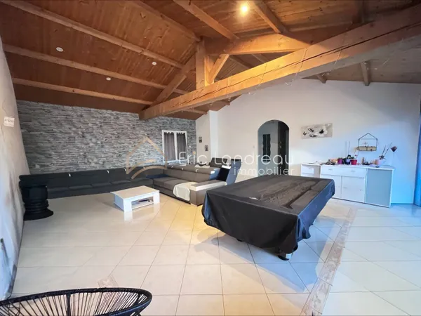 Maison 8 pièces 172 m² 