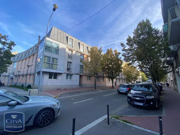 Parking - Garage Location Noisy-le-Grand   70€