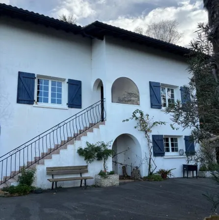 Maison 9 pièces 130 m² 