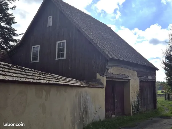 Parking/box 80 m² Sablons sur Huisne 