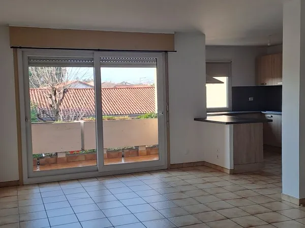 Appartement Location Taluyers 3p 72m² 750€