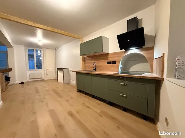 🏡 Maison de ville rénovée - 78 m² - Cour partagée - Centre‑ville d'Angoulême 