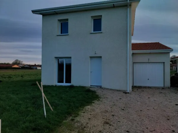 Villa 4 pièces 94 m² 