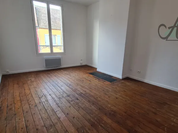 APPARTEMENT 3 PIÉCES CENTRE VILLE PROVINS 