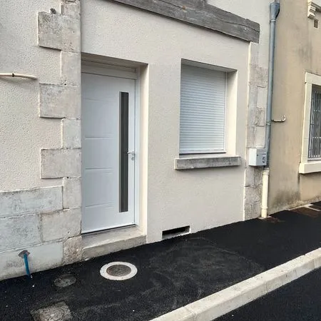 T2 meublé neuf 41 m² - Duplex - Fibre - TV - 2 WC - Escalier chêne - DPE C - GES A - Châteauroux 