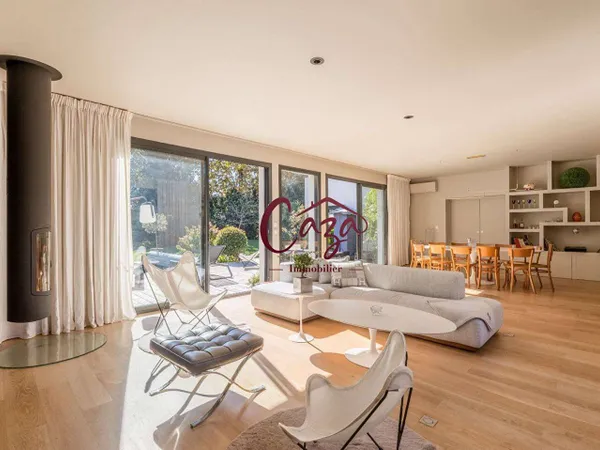 Maison de plain-pied 5 pièces 190 m² 