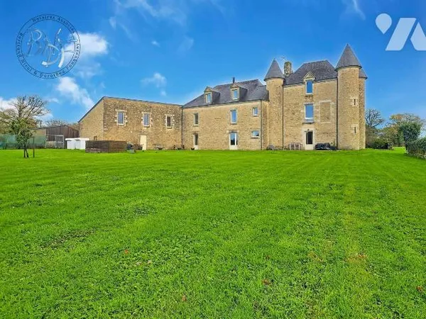 Maison 12 pièces 360 m² 