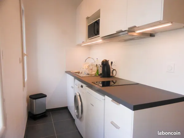 Studio rénové 21 m² - Meublé - Quartier Championnet 