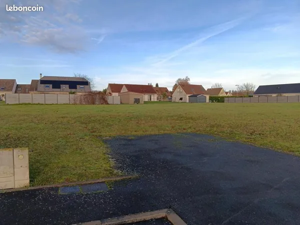 Terrain 915 m² Couvron Et Aumencourt 