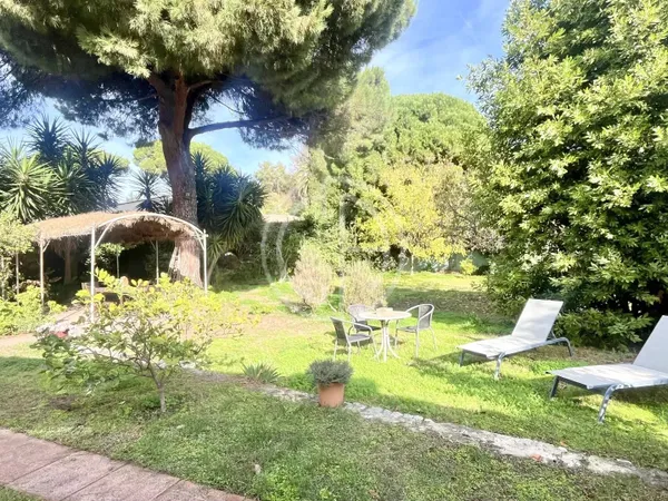 CANNES -Villa et dépendance 150m2 - Plages à pieds 