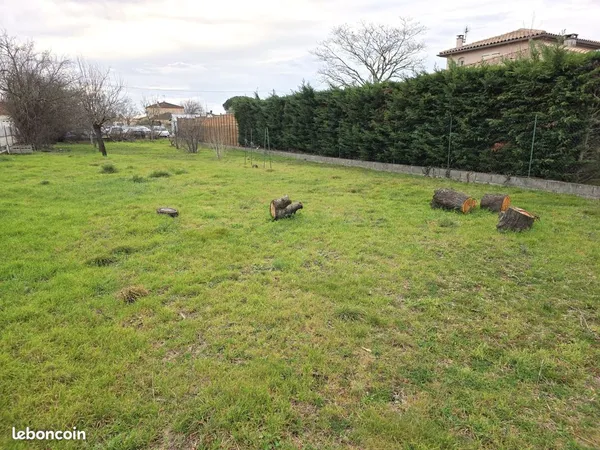 Terrain 1004 m² Cugnaux 