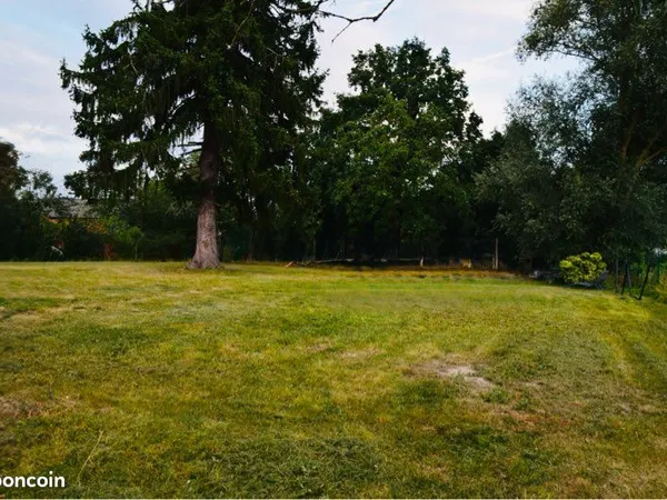 Terrain à bâtir 900 m² - proche Vichy - Viabilisé & divisible 