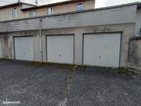 Loue garage 