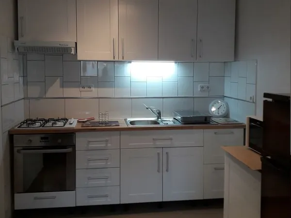 Loue studio meublé 