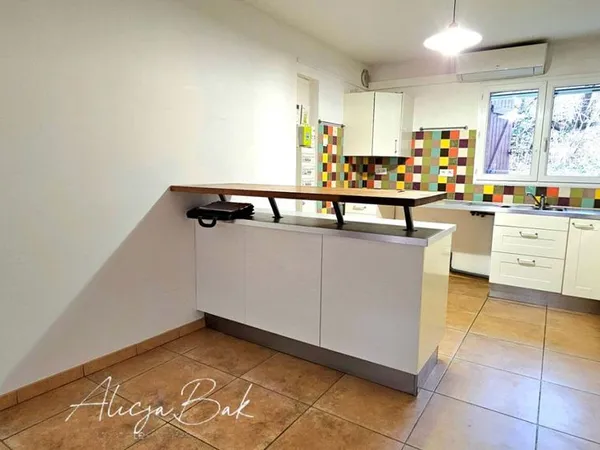 Immeuble 235 m² 