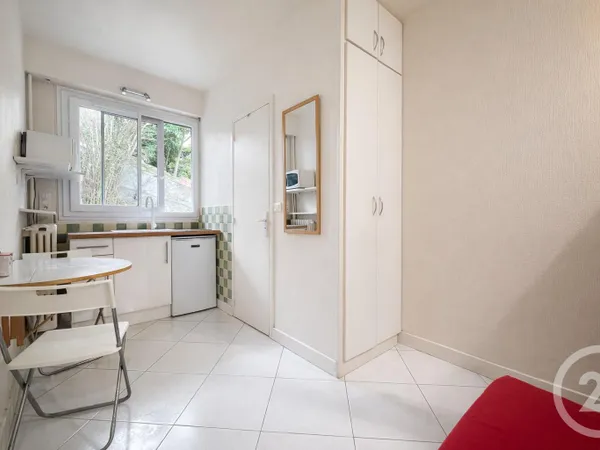 Appartement 1 pièce 10 m² 