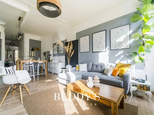 Appartement 2 pièces 64 m² 