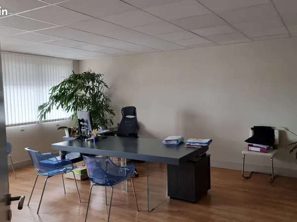 BUREAUX 80m² BEZIERS 