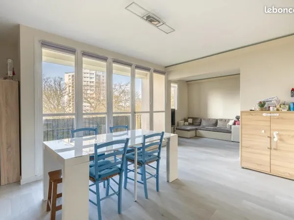 Appartement 4 pièces 81 m² 