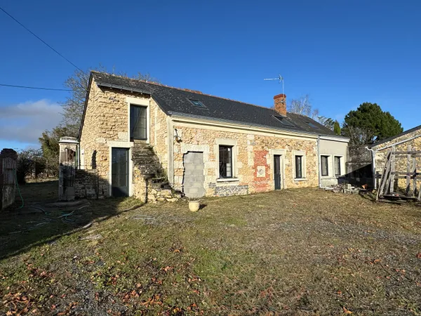 Ancien corps de ferme à rénover Terranjou 