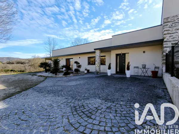 Maison 4 pièces 180 m² 