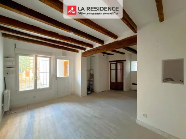 Studio 1 pièce 24 m² 