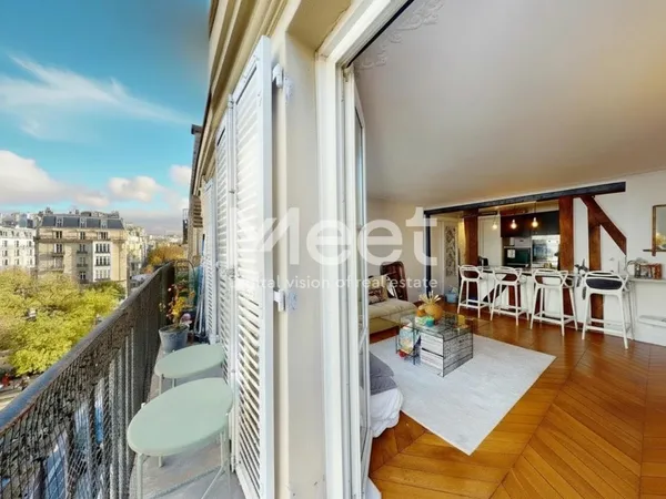 Paris 11ème - Charmant 2 pièces traversant avec balcon et vue imprenable sur les toits de Paris 