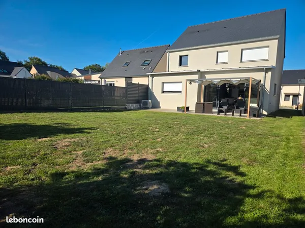 Maison contemporaine de 2023 Toit Plat 146m2 DPE A+ 