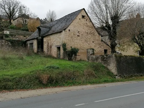Grange en pierre en Dordogne 