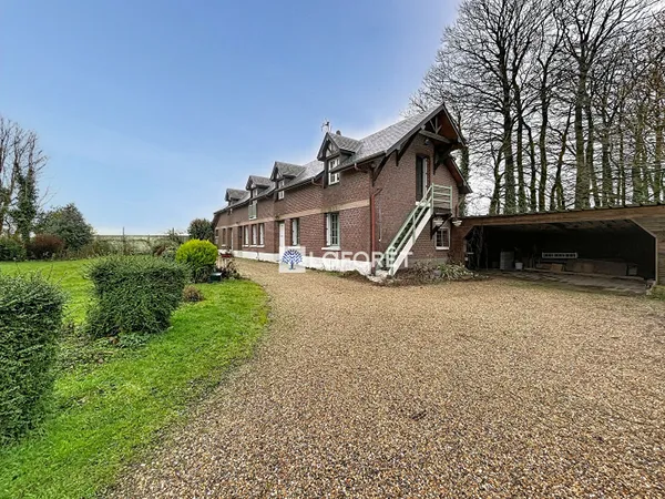 Maison 6 pièces 183 m² 