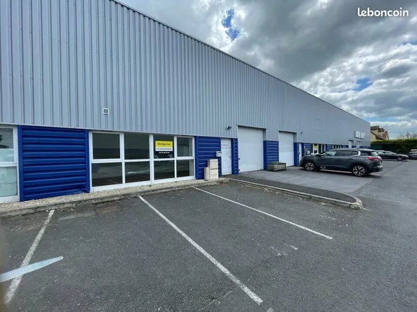 Local d'activité 540 m² 