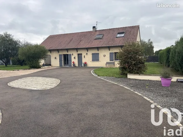 Propriété 5 pièces 154 m² 