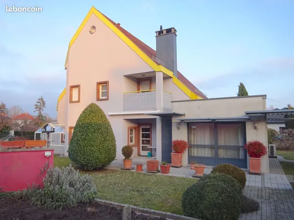 Villa 7 pièces 200 m² 