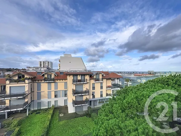 Studio 1 pièce 19 m² 