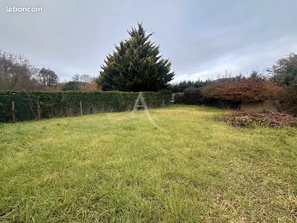 Terrain 500 m² LES GARENNES SUR LOIRE 