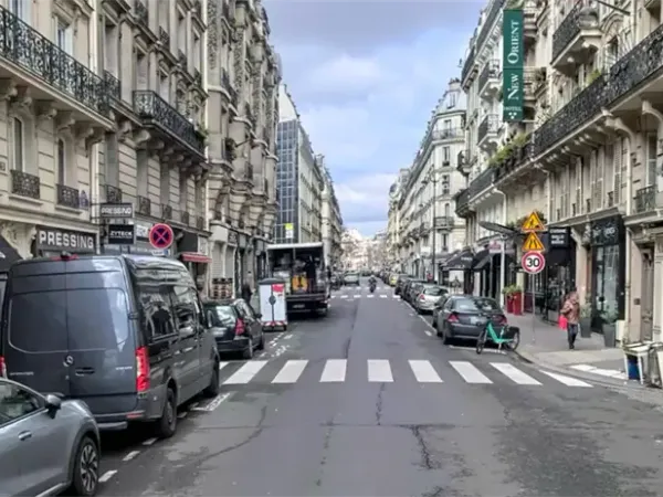 A louer / rue Constantinople 