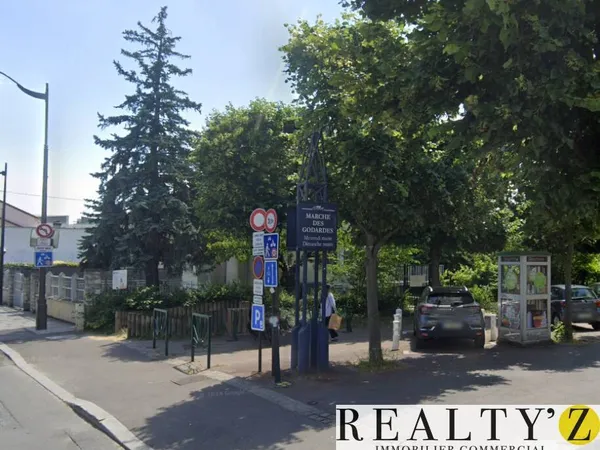 Boutique 127 m² 