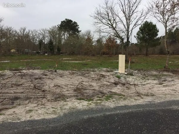 Terrain 856 m² 