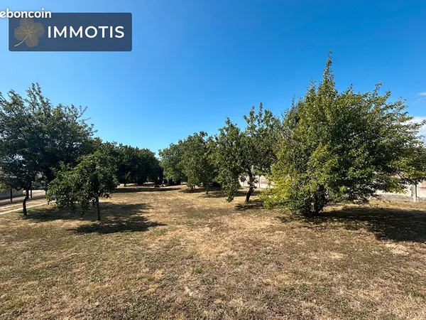 Terrain 870 m² SAINT AGNANT 