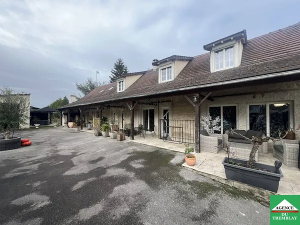 Maison 6 pièces 168 m² 